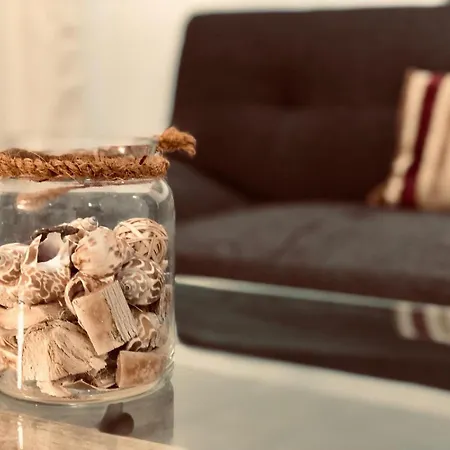 Semesterbostad Cheerful Coast By Deihu Experiences