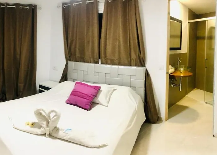 Cheerful Coast By Deihu Experiences Playa de las Americas (Tenerife)