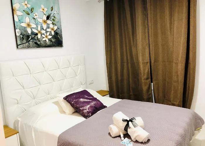 Semesterbostad Cheerful Coast By Deihu Experiences