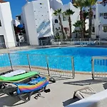Vakantiehuis Cheerful Coast By Deihu Experiences *